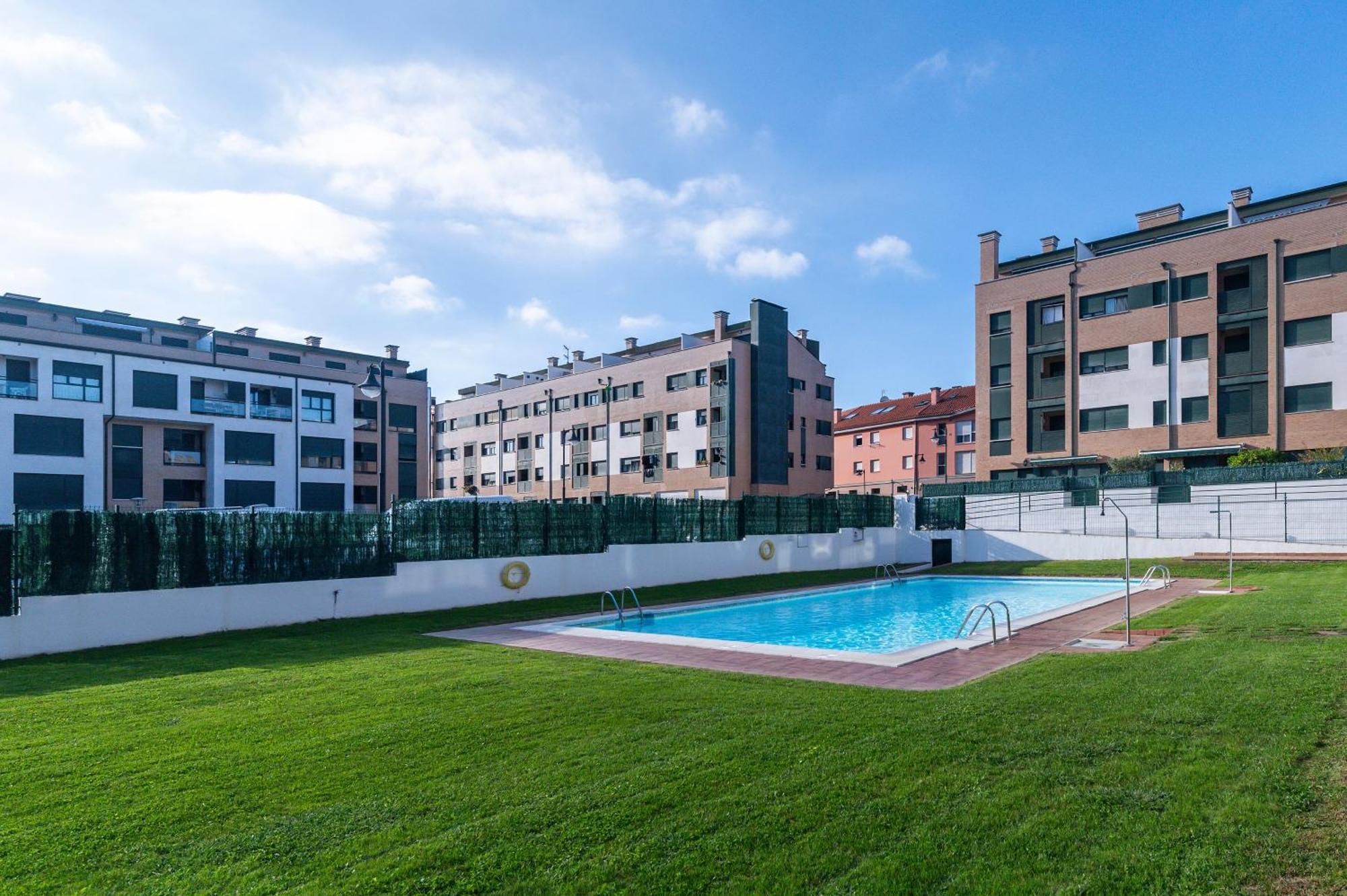 Tarantino, Apartamento Con Piscina, Playa A 3 Km Vut-2505-As Llanes Kültér fotó