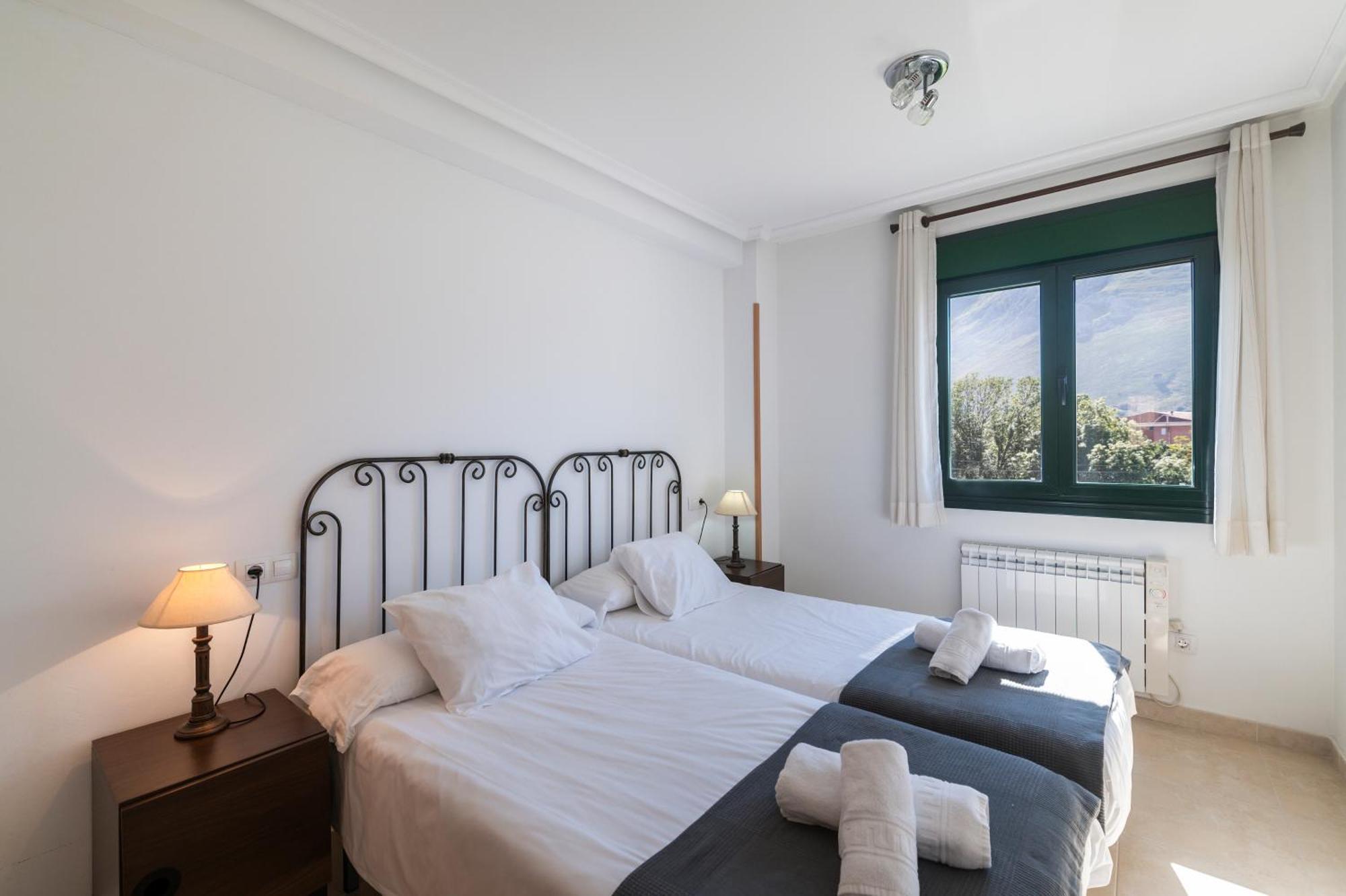 Tarantino, Apartamento Con Piscina, Playa A 3 Km Vut-2505-As Llanes Kültér fotó