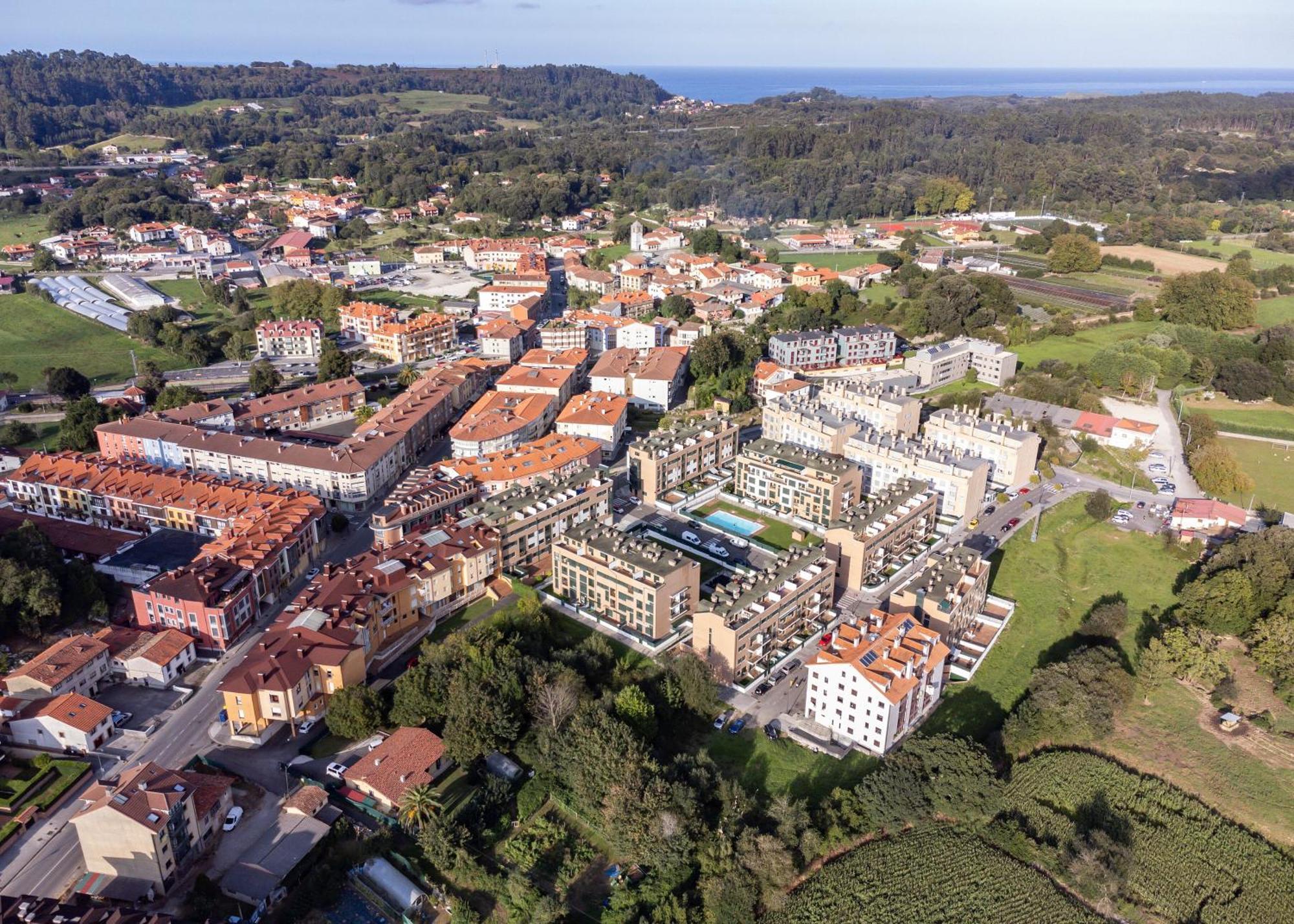 Tarantino, Apartamento Con Piscina, Playa A 3 Km Vut-2505-As Llanes Kültér fotó